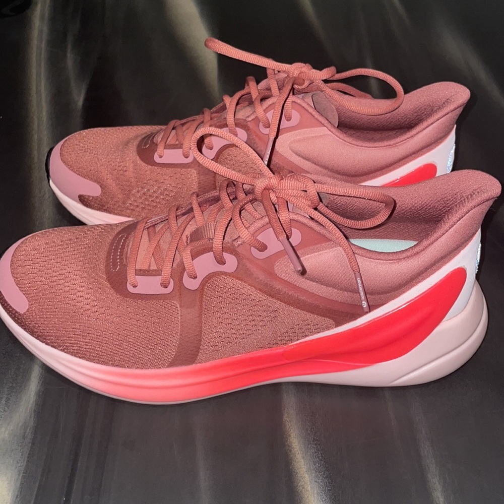 Lululemon Blissfeel Womens Running Shoe - image 6